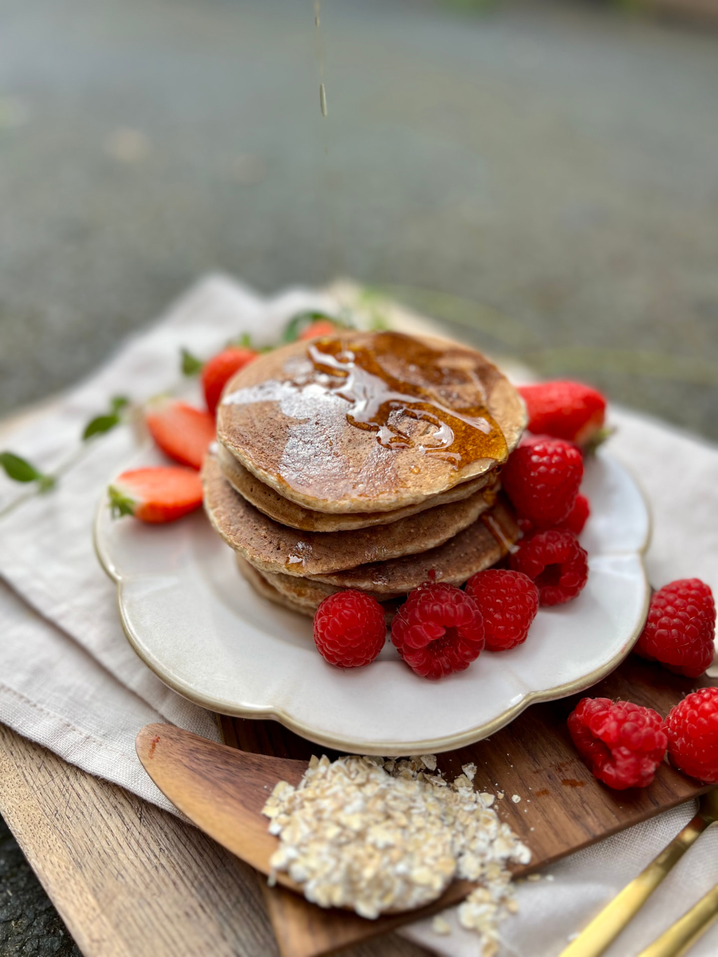 Oat pancakes with raspberries